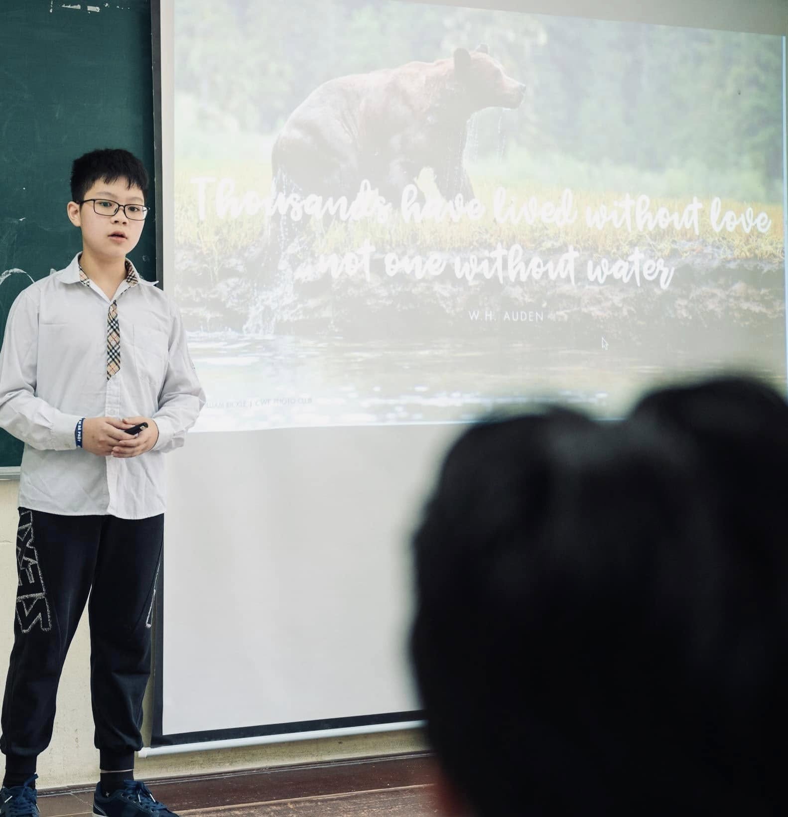 Nâng cao năng lực ngoại ngữ & nhận thức văn hoá