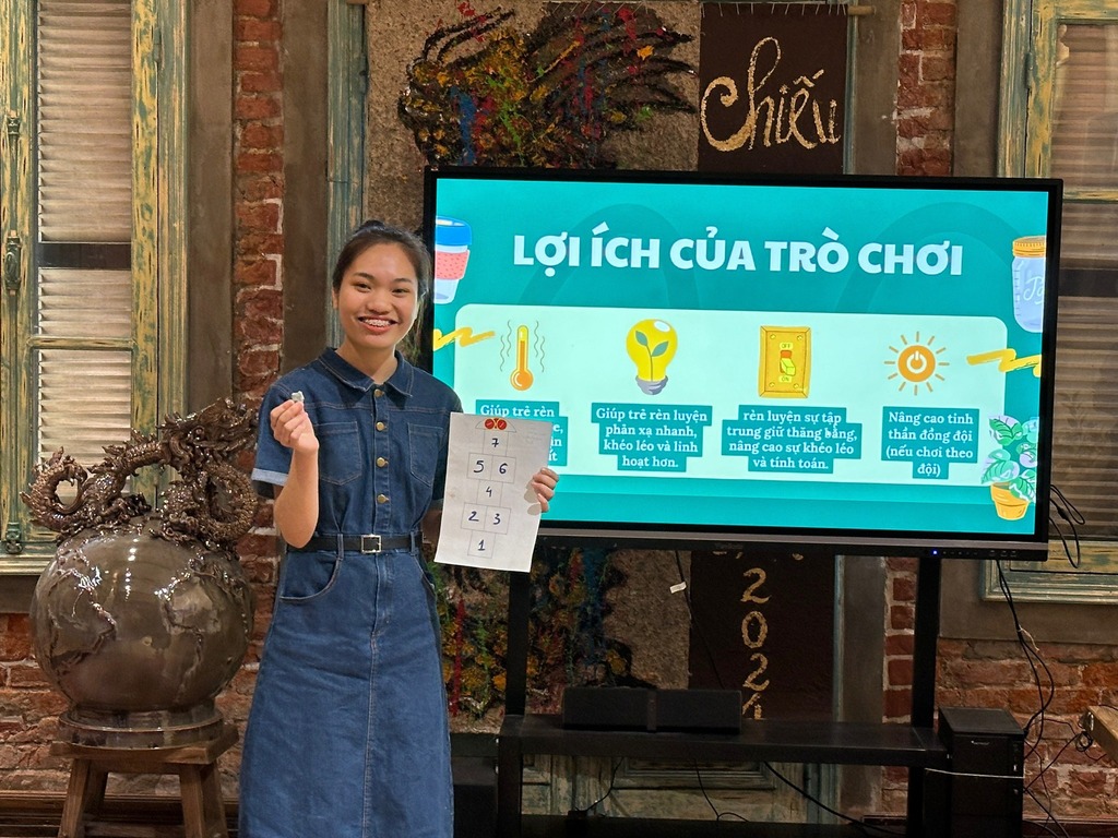 Nâng cao năng lực ngoại ngữ & nhận thức văn hoá